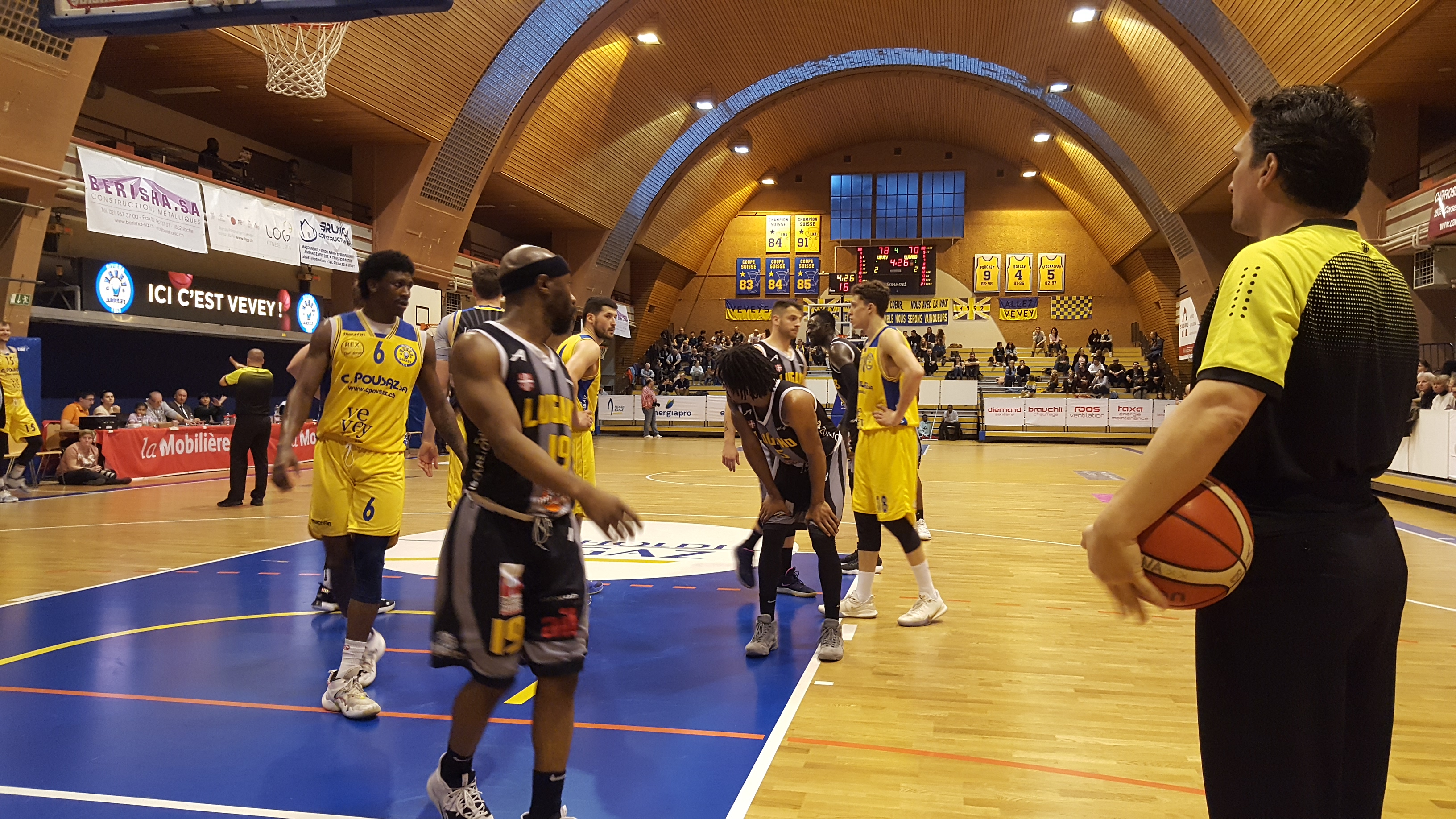 Basket: Vevey retrouve le chemin de la victoire, pendant que Monthey rentre battu du Tessin